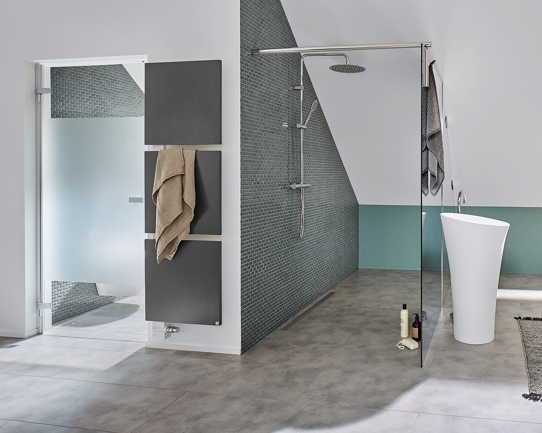 Kermi shower board, LINE loft bath